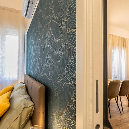 Politeama Luxury * パレルモ