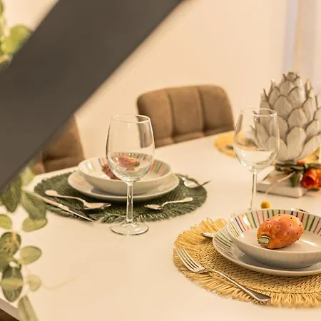 Politeama Luxury شقة *